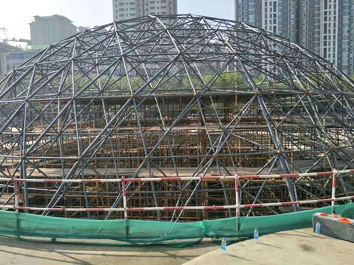 鞍山球形网架钢结构施工